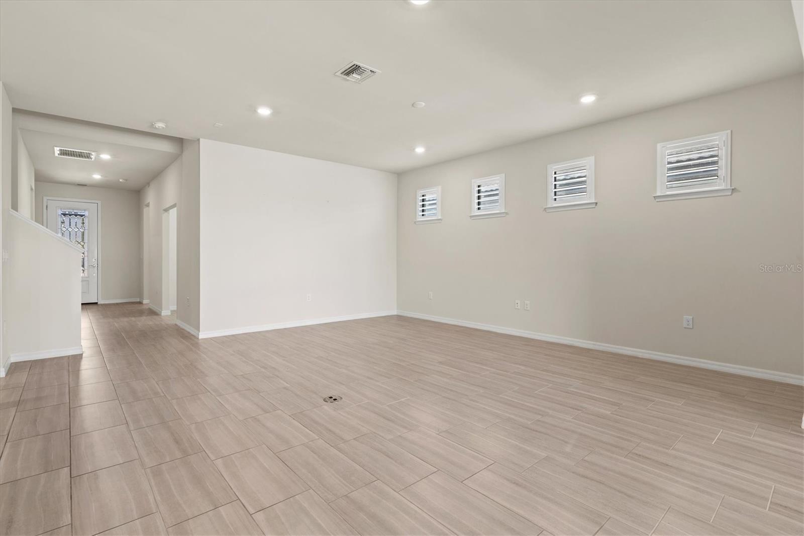 Image 13 of 95 For 13202 Borrego Street
