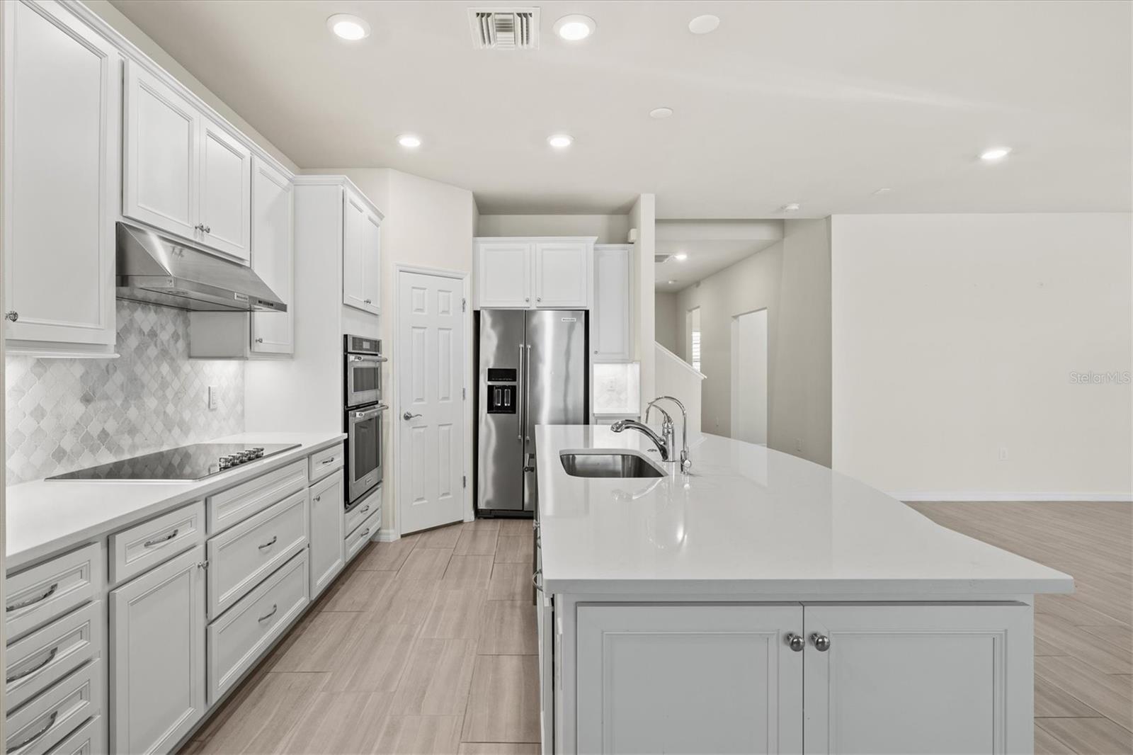 Image 18 of 95 For 13202 Borrego Street