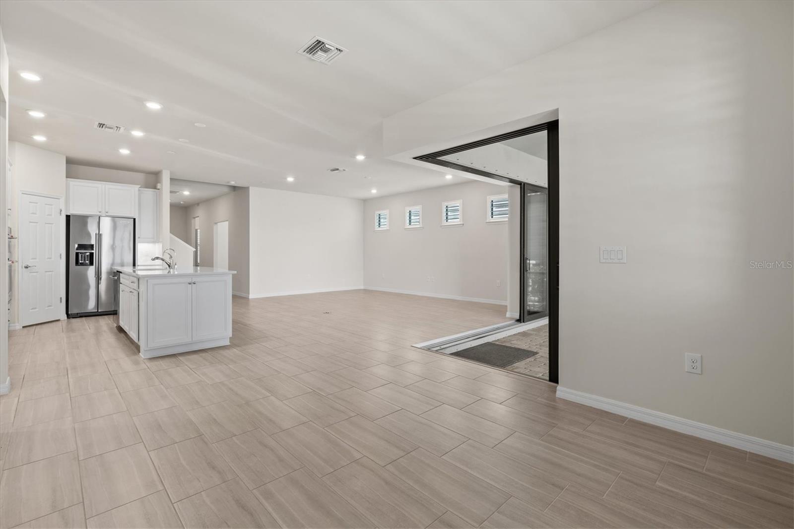 Image 22 of 95 For 13202 Borrego Street
