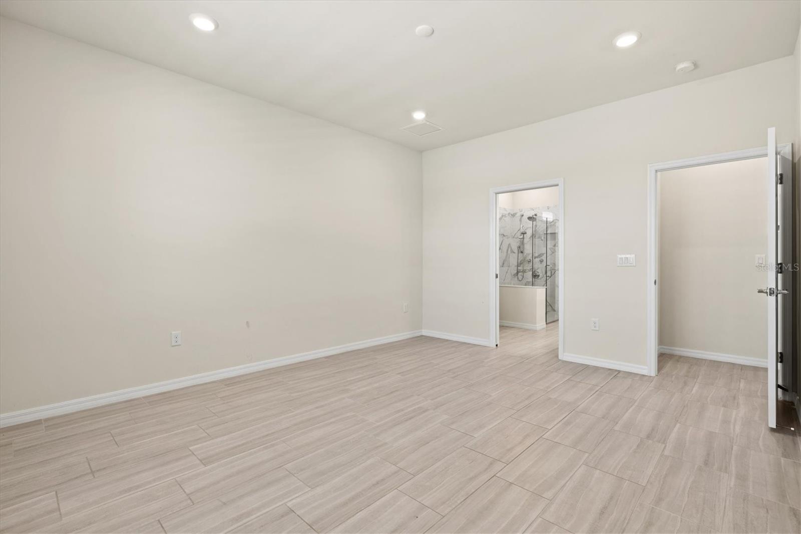 Image 28 of 95 For 13202 Borrego Street