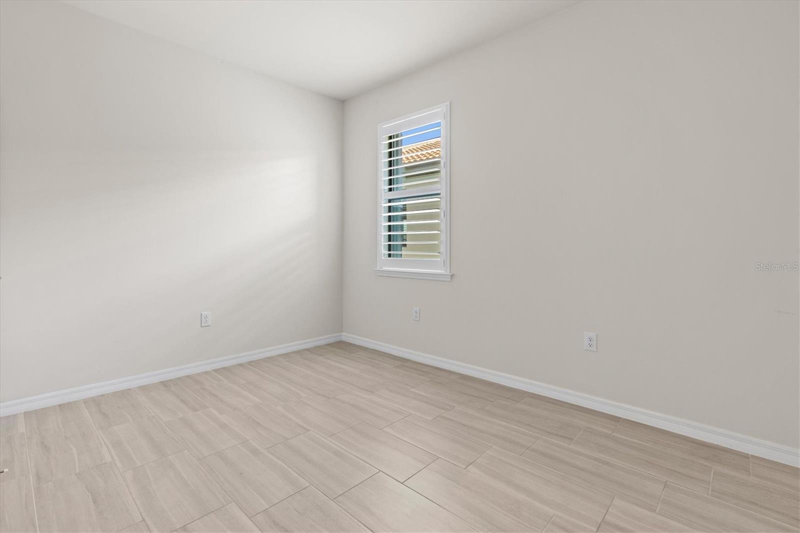 Image 40 of 95 For 13202 Borrego Street