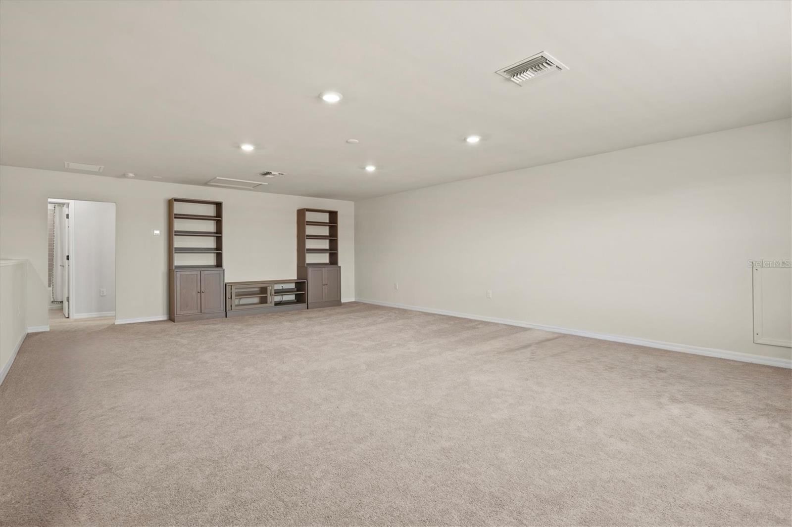 Image 45 of 95 For 13202 Borrego Street