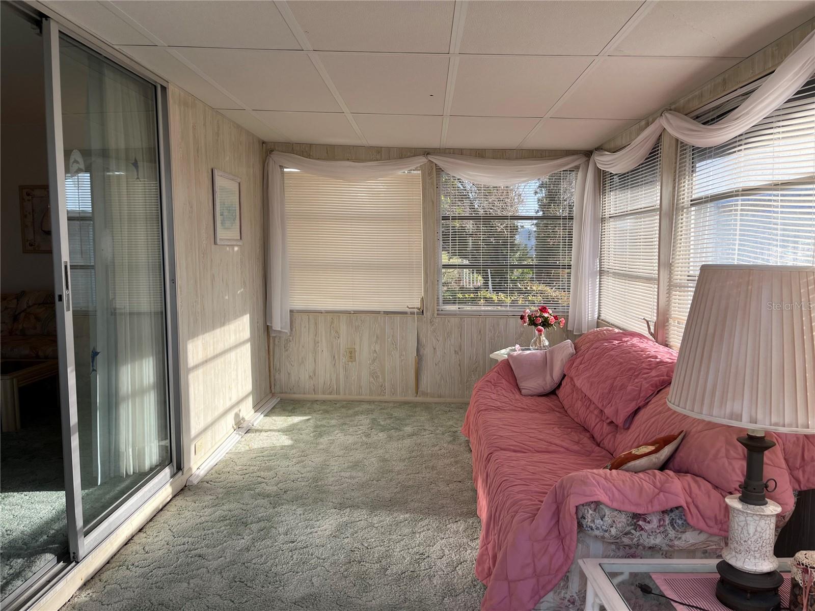 Image 18 of 43 For 411 Cervina Drive N 493