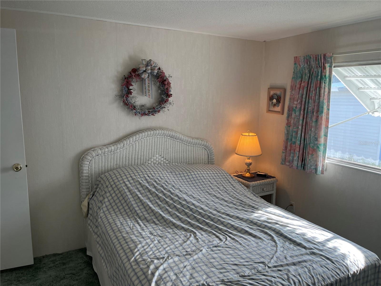 Image 28 of 43 For 411 Cervina Drive N 493