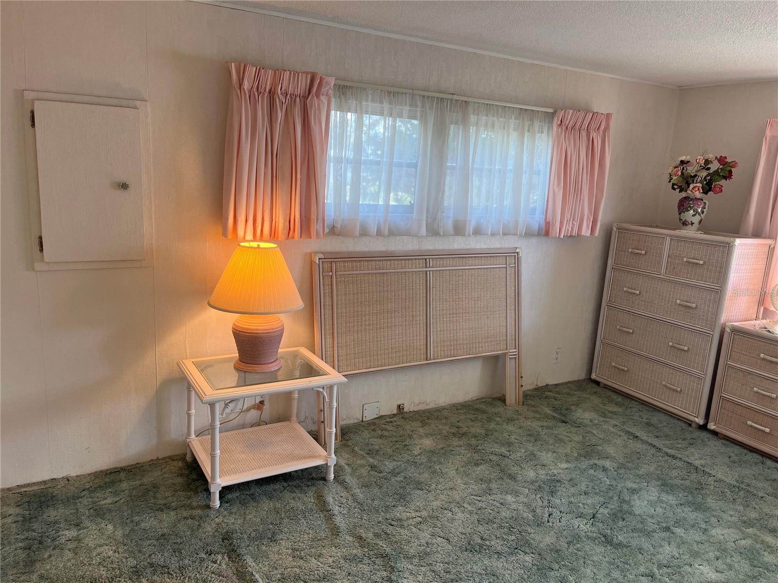 Image 33 of 43 For 411 Cervina Drive N 493
