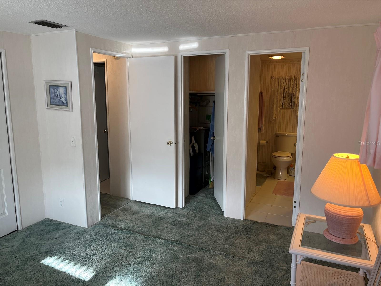Image 36 of 43 For 411 Cervina Drive N 493