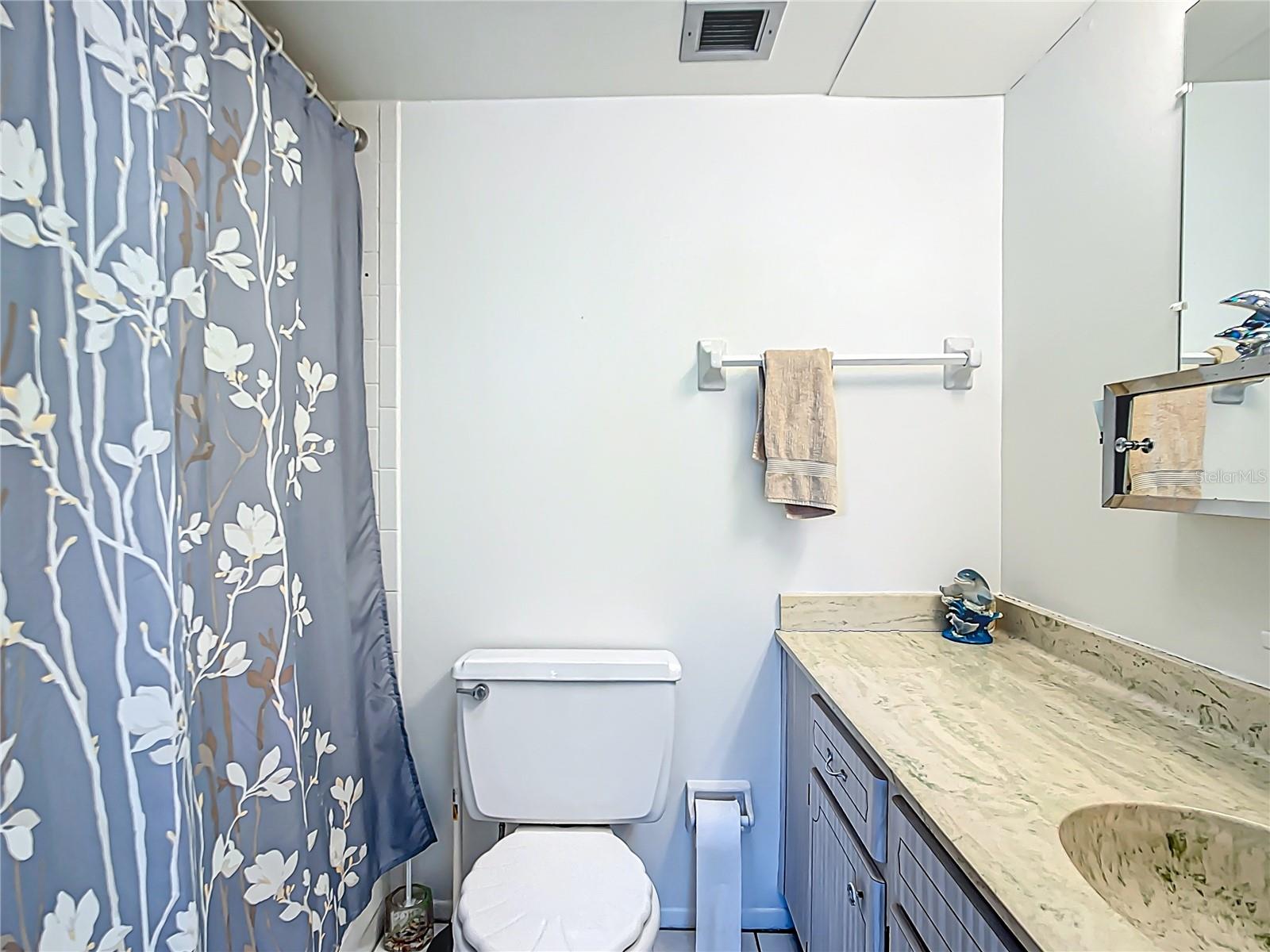 Image 20 of 28 For 1255 Tarpon Center Drive 503