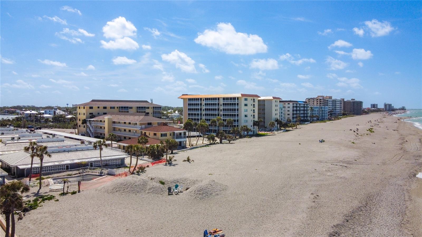 Image 26 of 28 For 1255 Tarpon Center Drive 503