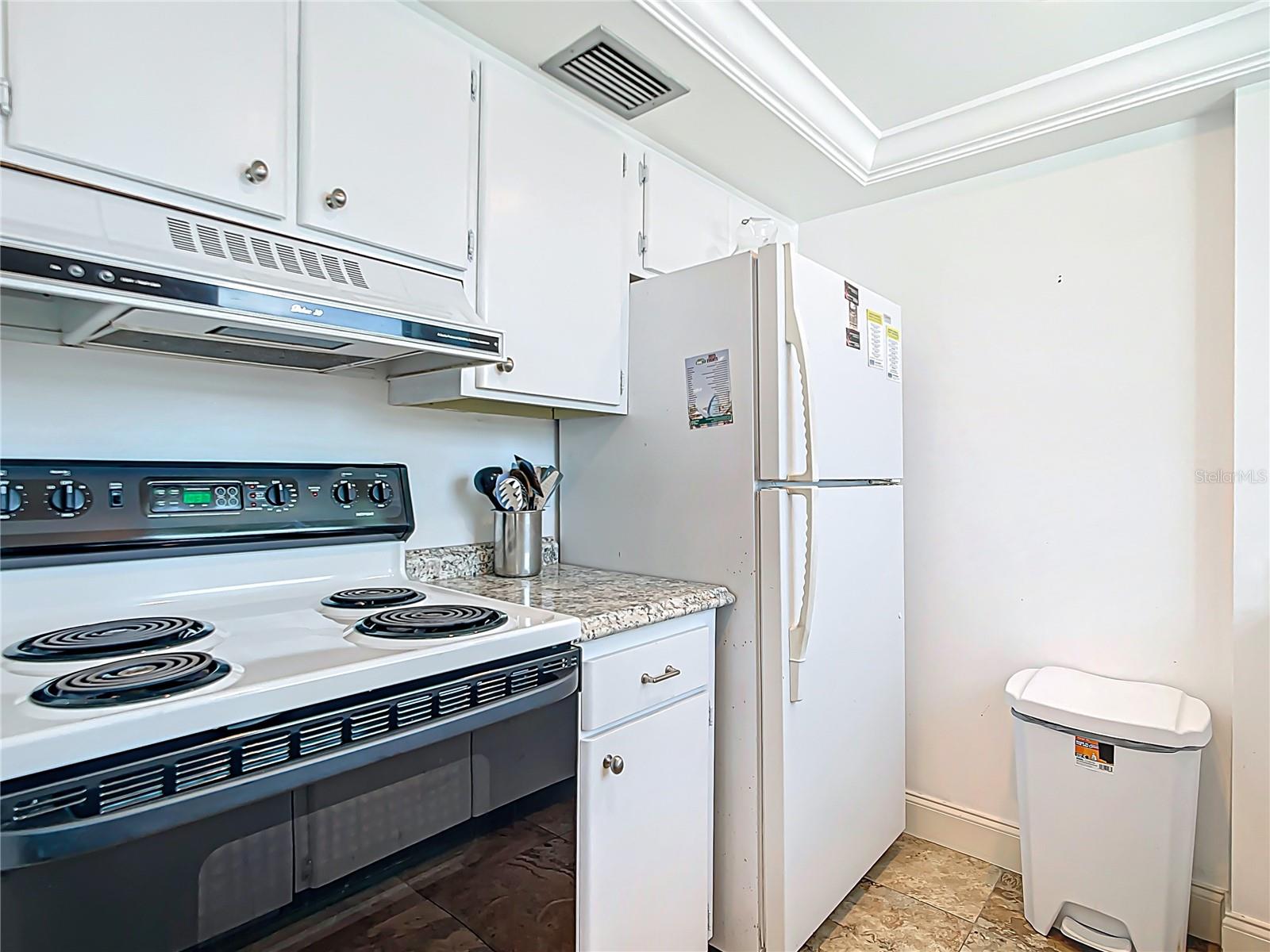 Image 7 of 28 For 1255 Tarpon Center Drive 503