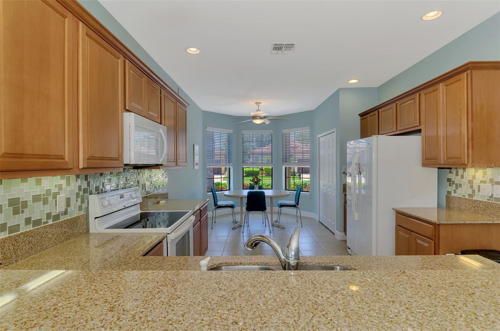 Image 13 of 44 For 20246 Pezzana Drive