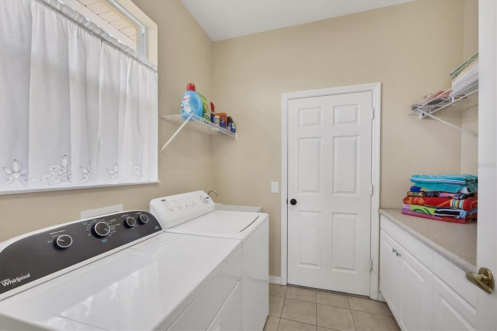 Image 27 of 66 For 4427 Blue Heron Circle