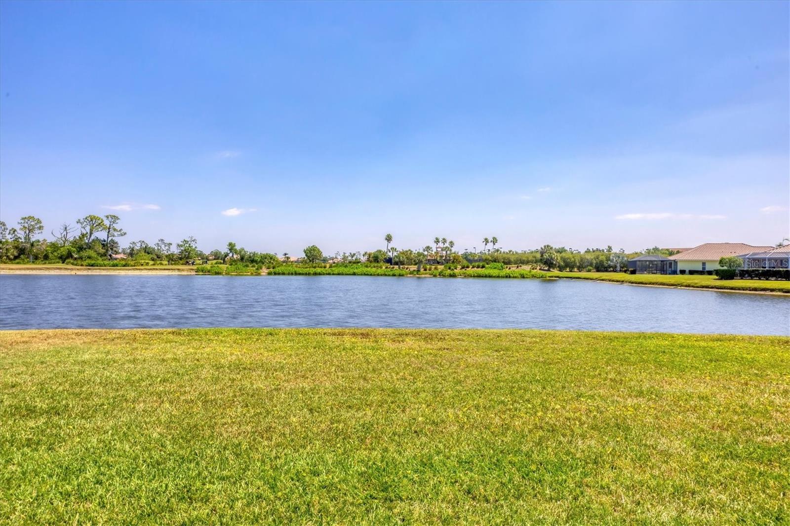 Image 33 of 66 For 4427 Blue Heron Circle