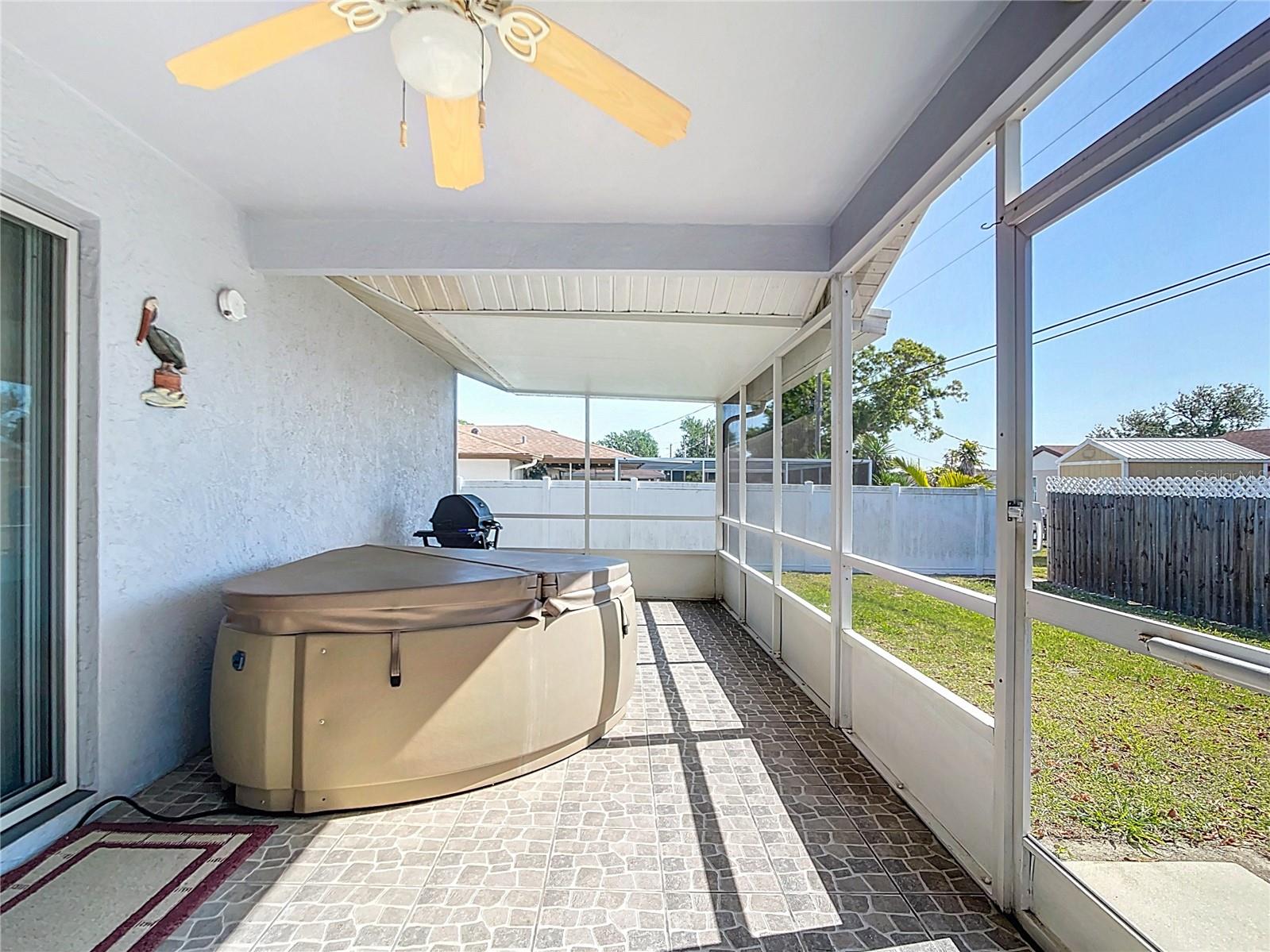 Image 13 of 41 For 985 Everest Road