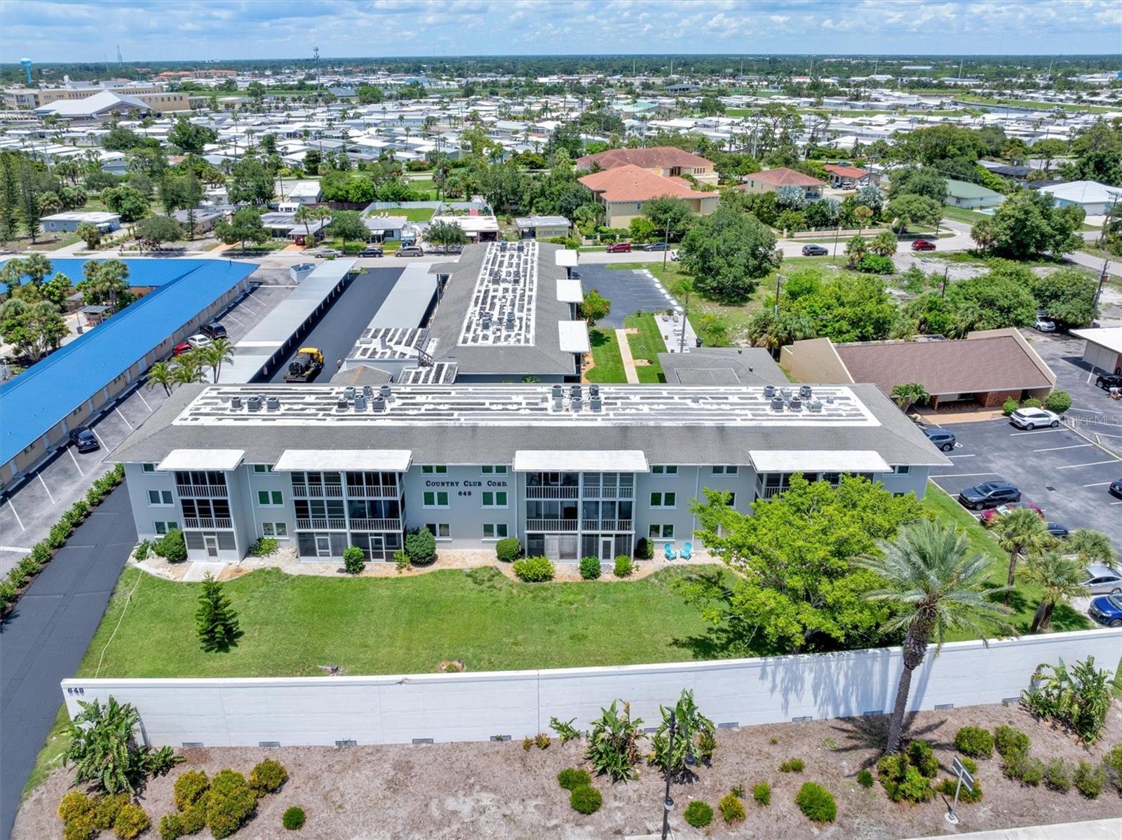 Image 24 of 29 For 649 Tamiami Trail S 106