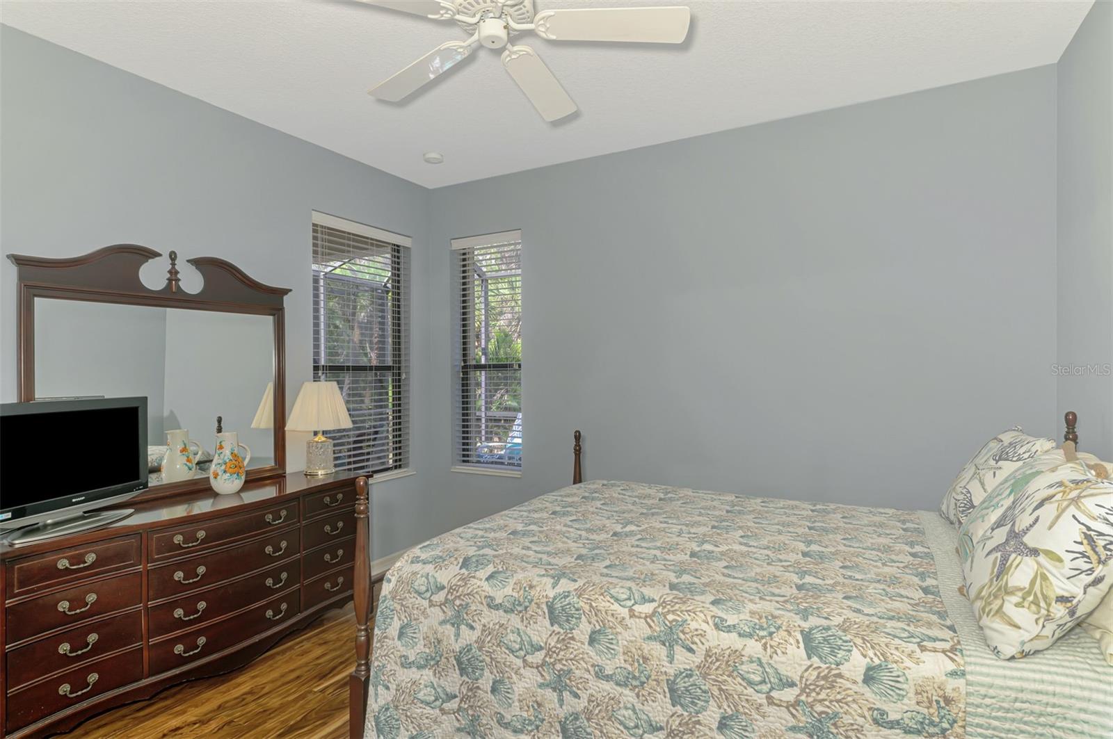 Image 28 of 75 For 11186 Batello Drive