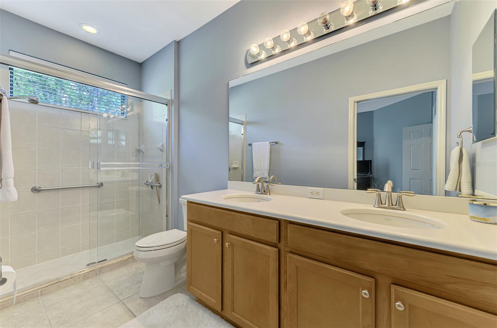Image 31 of 75 For 11186 Batello Drive