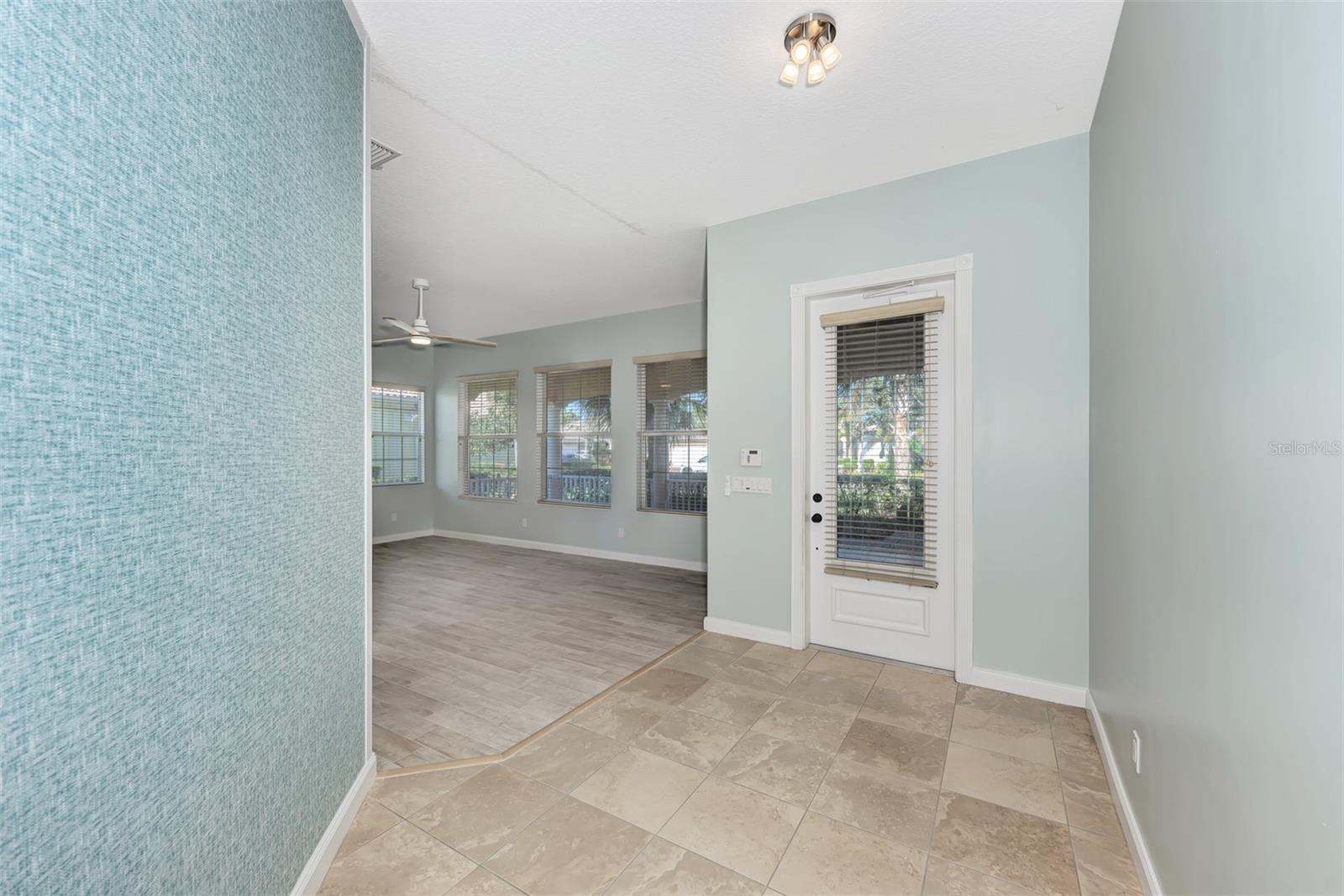 Image 11 of 72 For 13465 Bastiano Street
