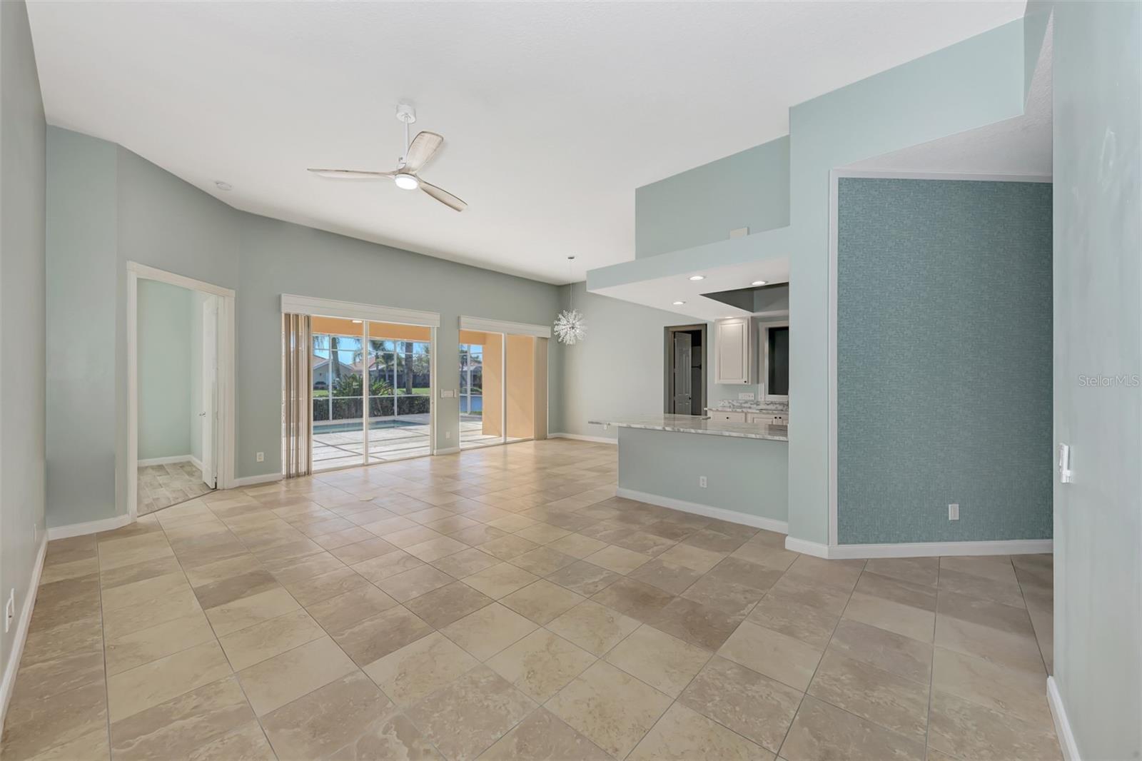 Image 21 of 72 For 13465 Bastiano Street