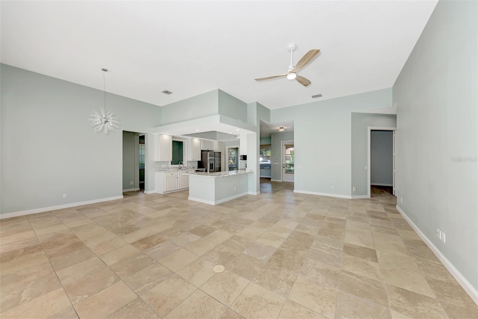 Image 23 of 72 For 13465 Bastiano Street