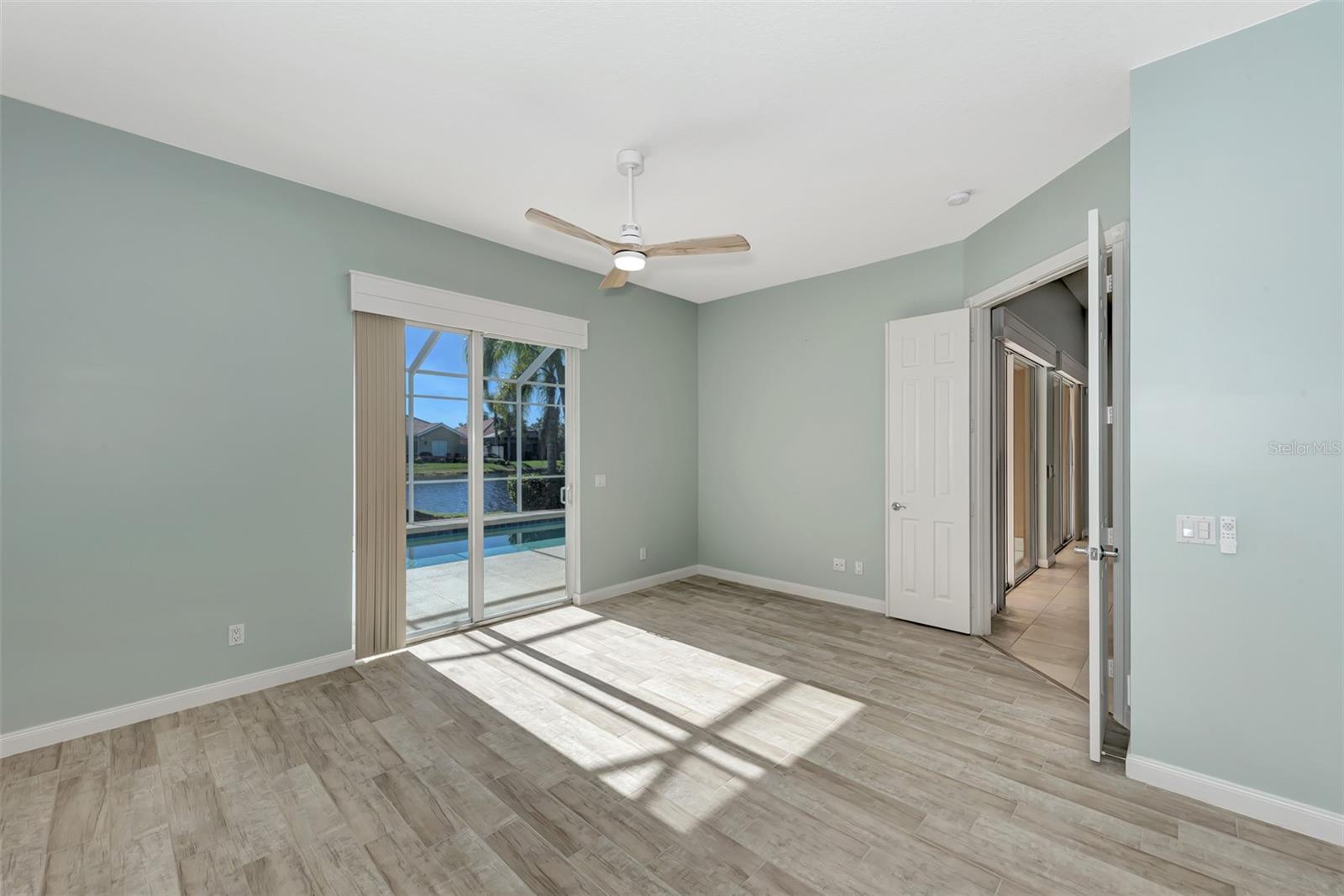 Image 37 of 72 For 13465 Bastiano Street