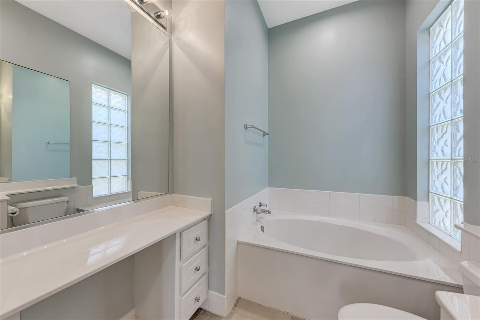 Image 42 of 72 For 13465 Bastiano Street
