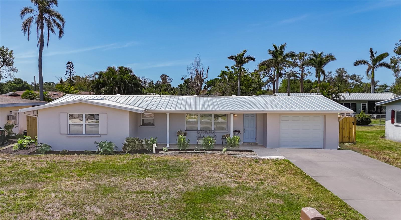 Details for 2108 Lee Lane, SARASOTA, FL 34231