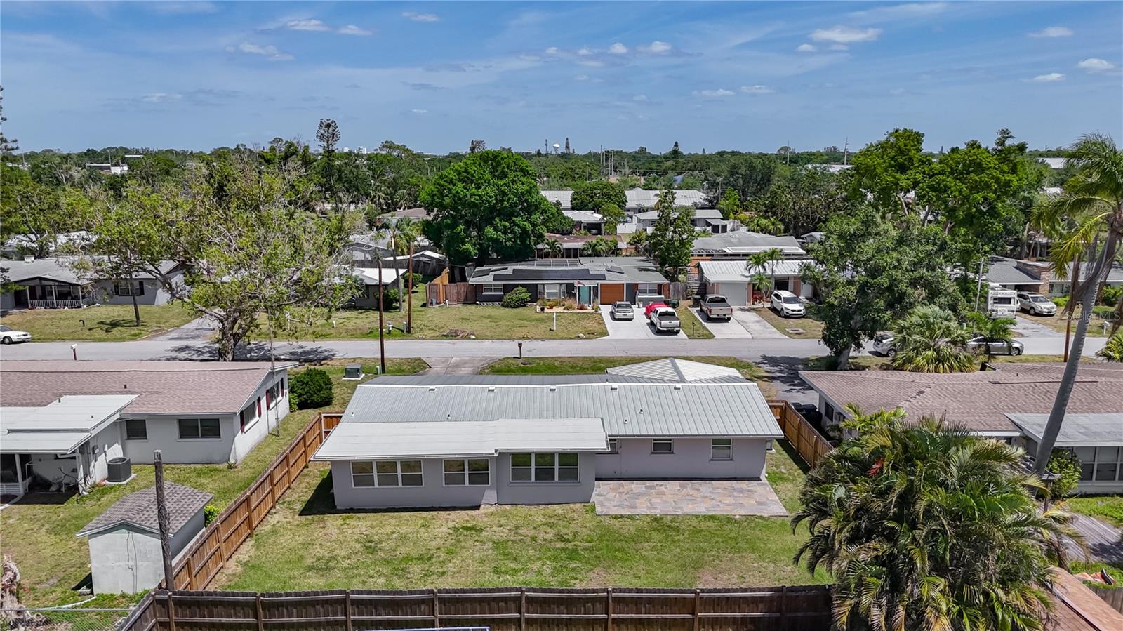 Image 44 of 47 For 2108 Lee Lane