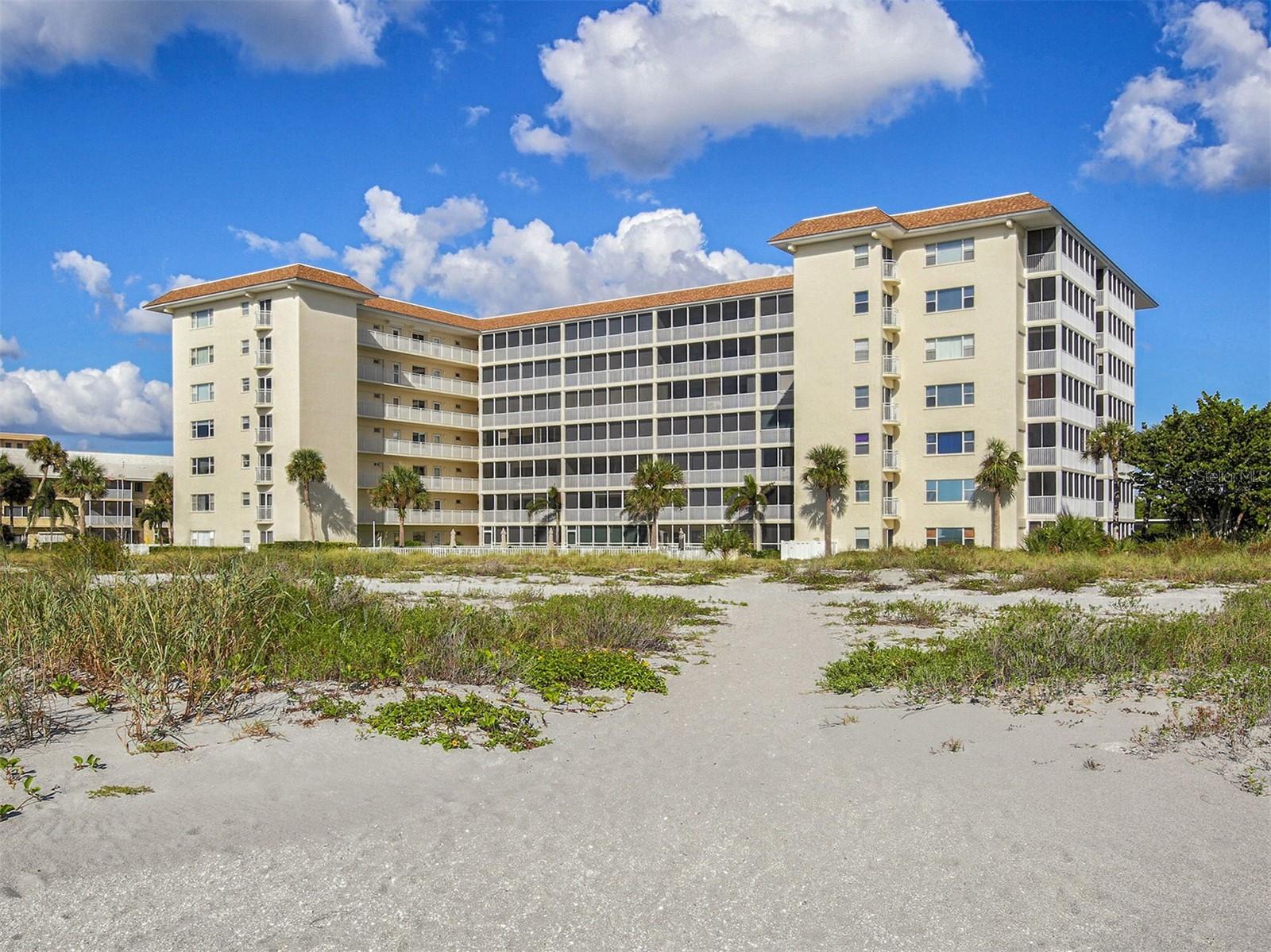Image 3 of 68 For 1150 Tarpon Center Drive 3g 307