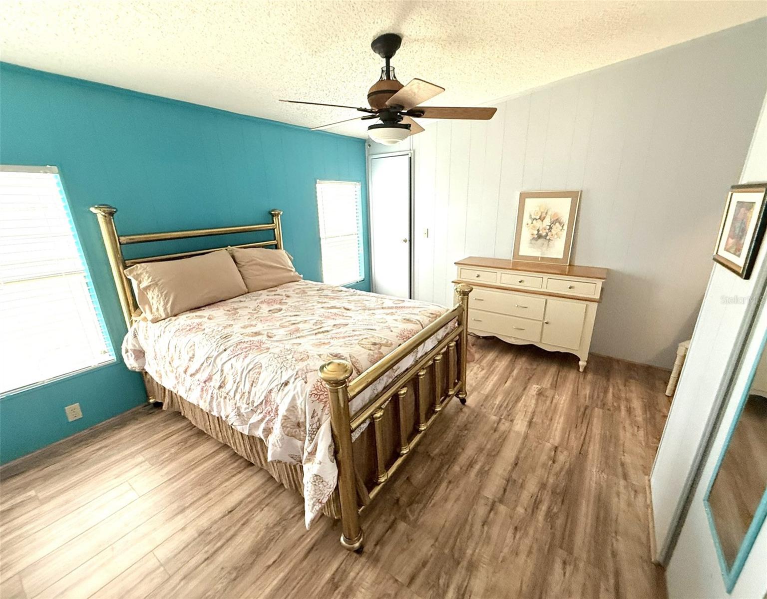 Image 22 of 48 For 122 Rarotonga Road