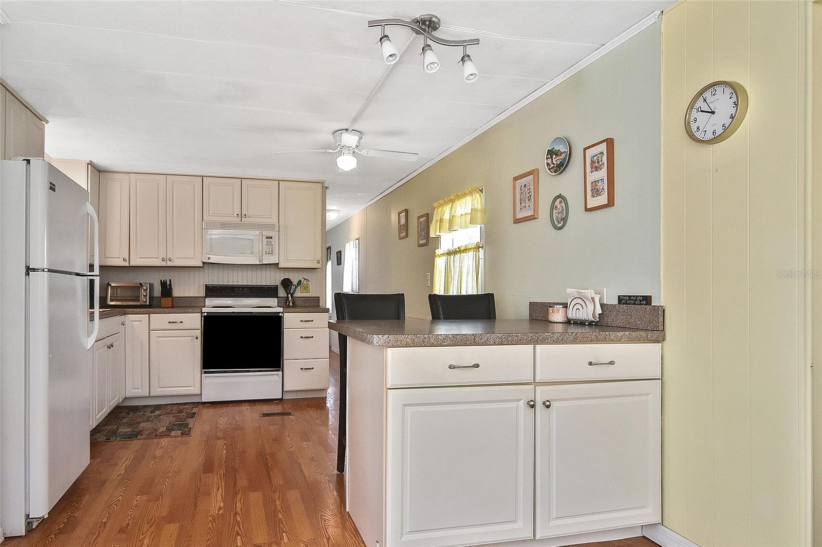 Image 10 of 46 For 6451 Keena Court