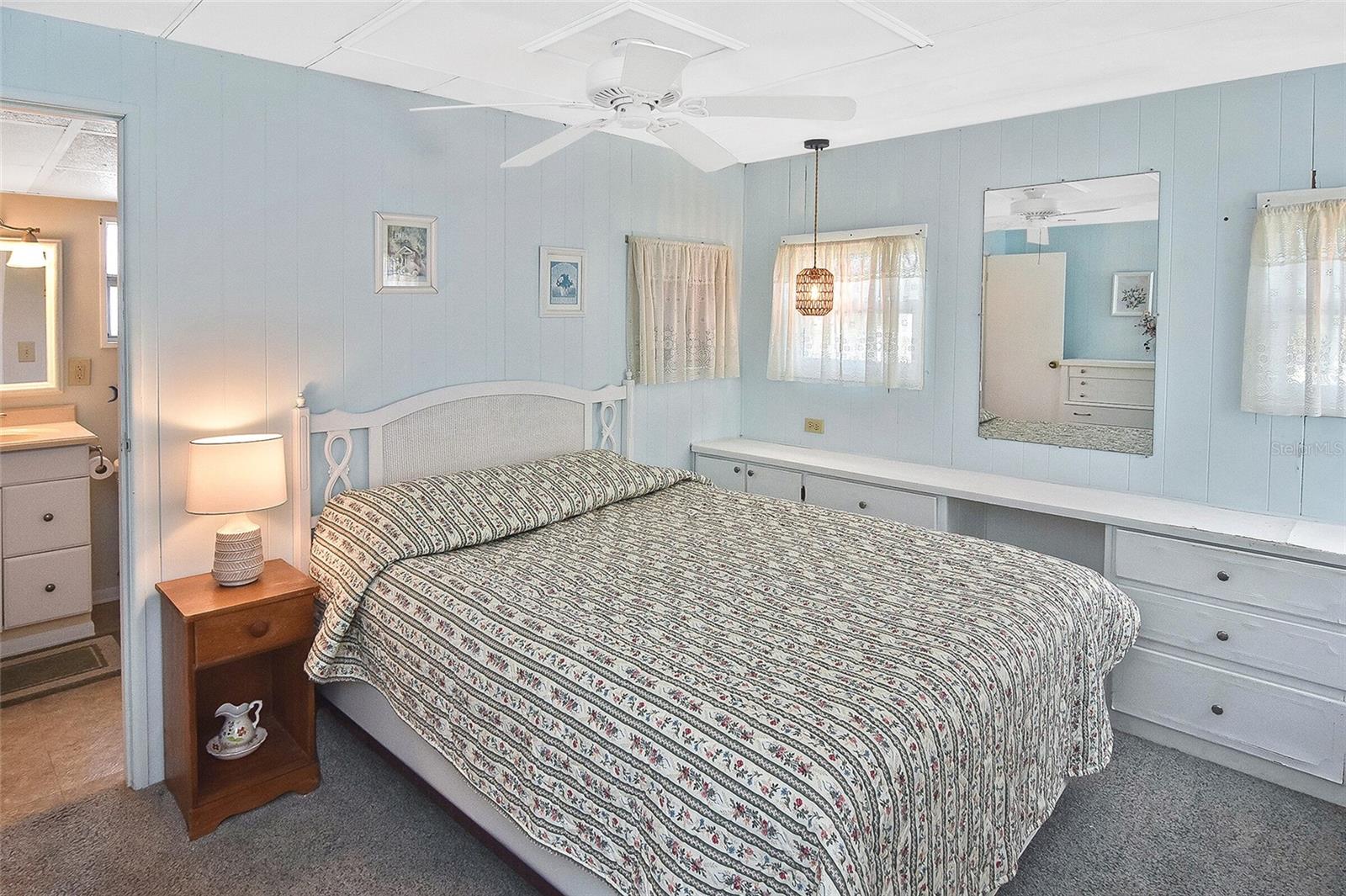 Image 16 of 46 For 6451 Keena Court
