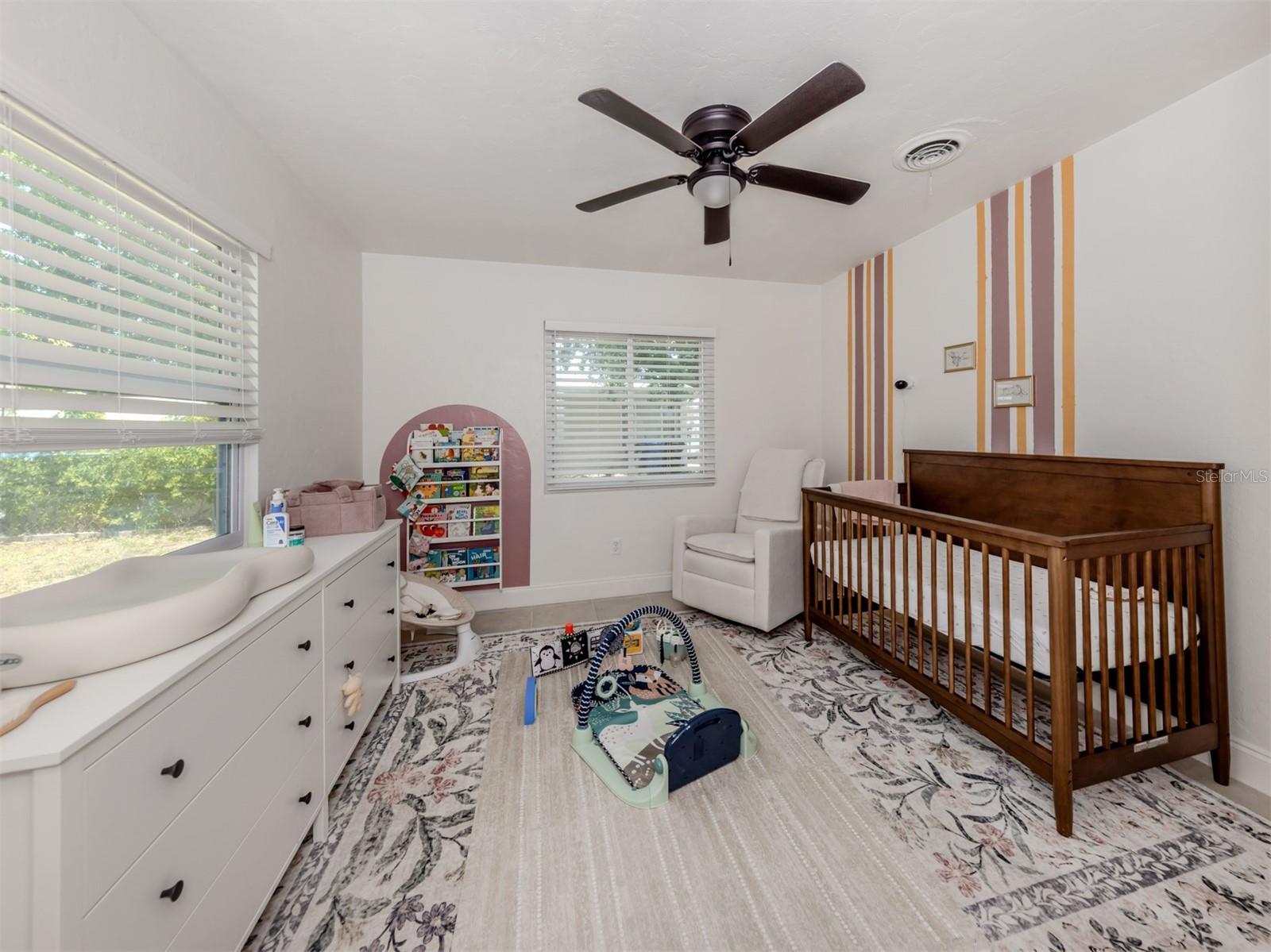 Image 9 of 50 For 929 Cypress Avenue