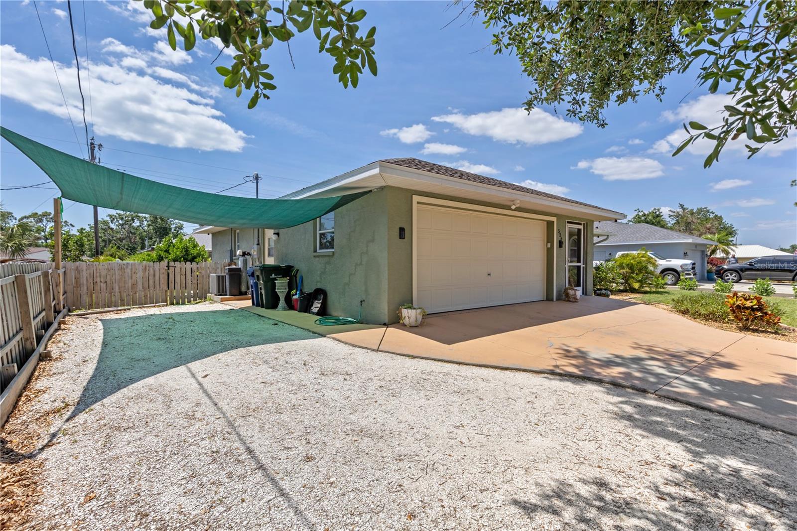 Image 2 of 49 For 5264 Albion Road