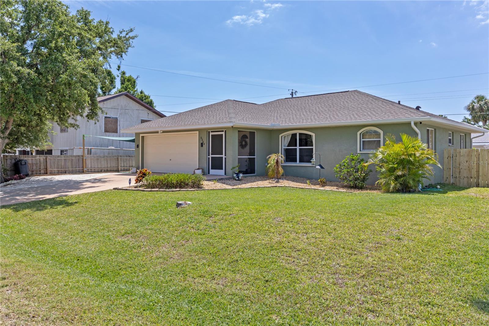 Image 34 of 49 For 5264 Albion Road