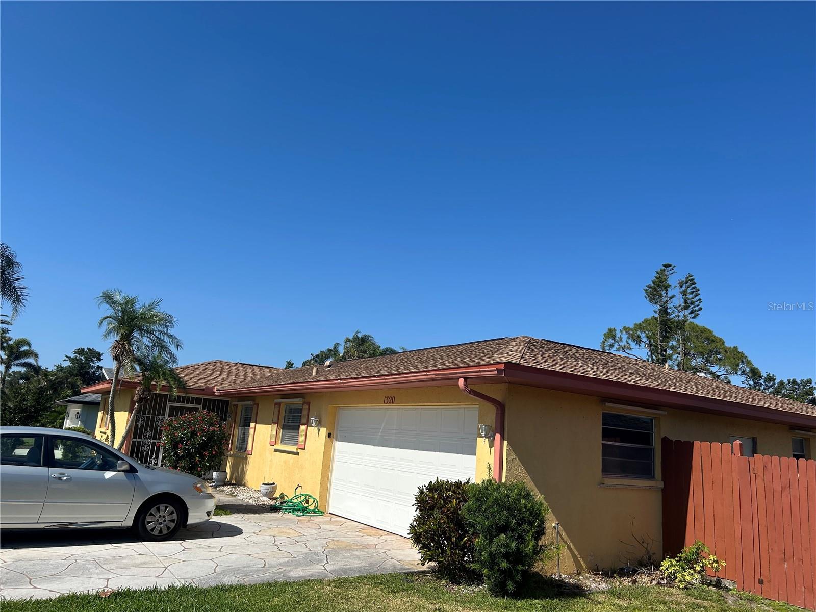Details for 1320 Whispering Lane, VENICE, FL 34285