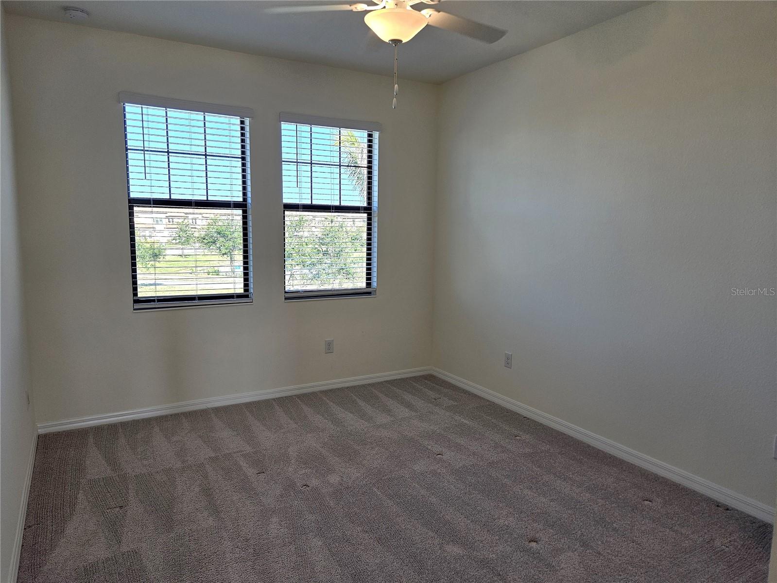 Image 24 of 38 For 10039 Crooked Creek Drive 203