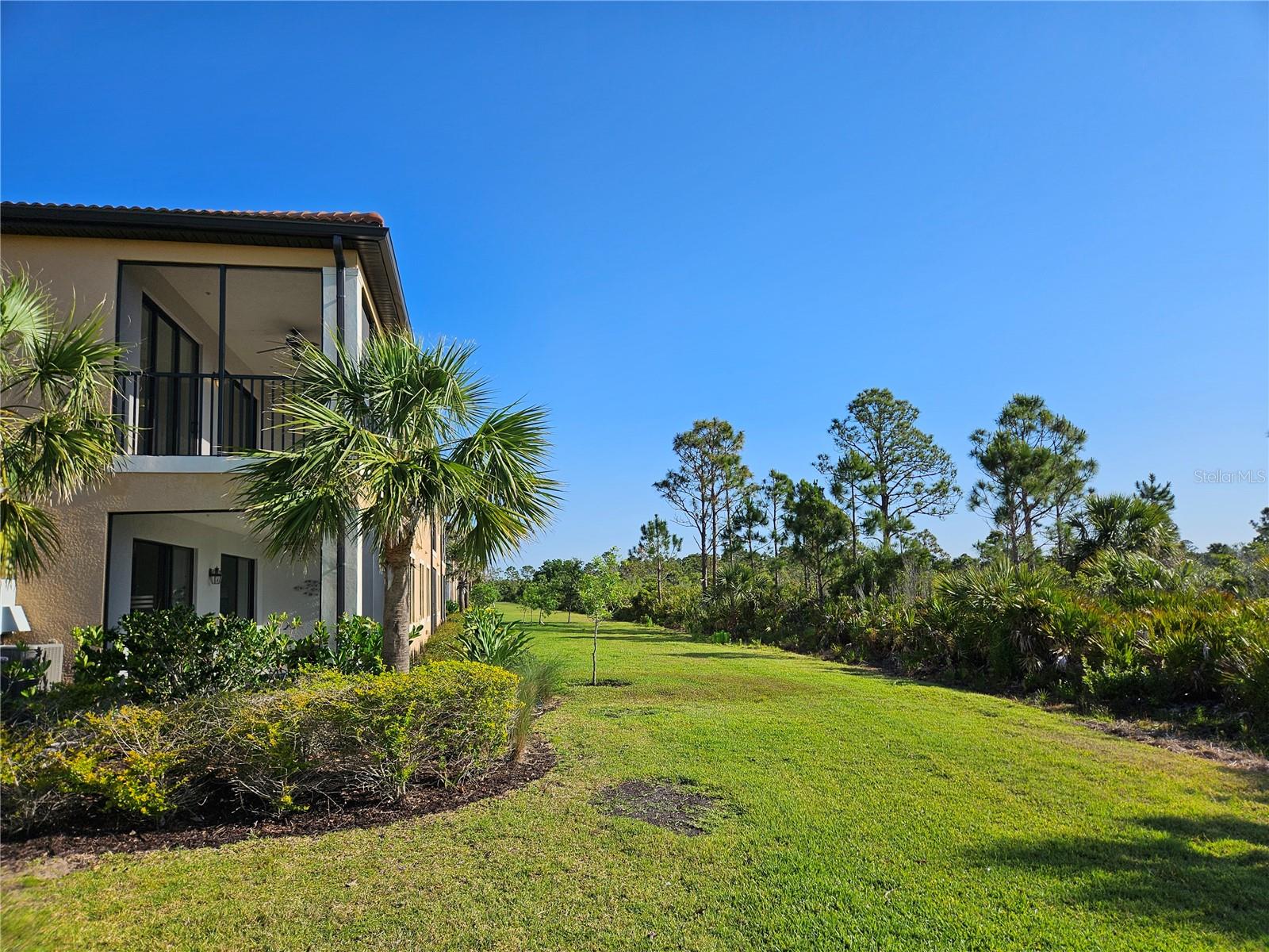 Image 31 of 38 For 10039 Crooked Creek Drive 203