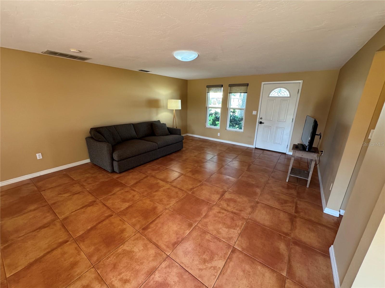 Image 10 of 38 For 1238 Waterside Lane