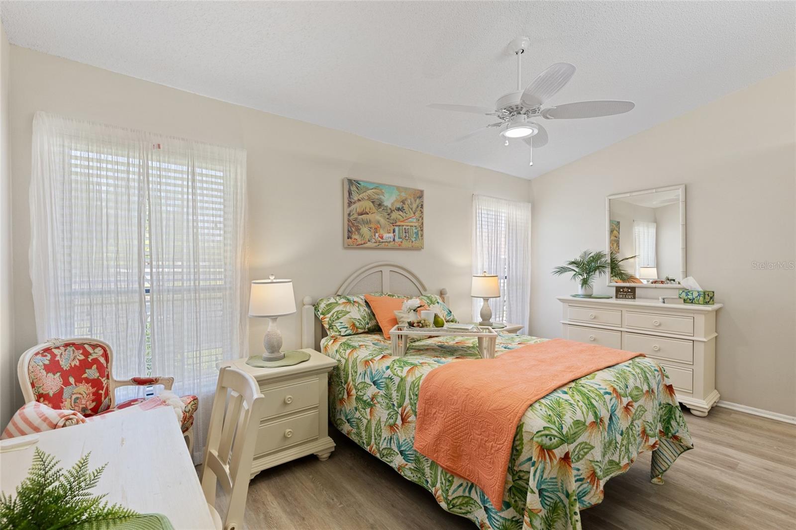 Image 11 of 66 For 1025 Capri Isles Boulevard 18