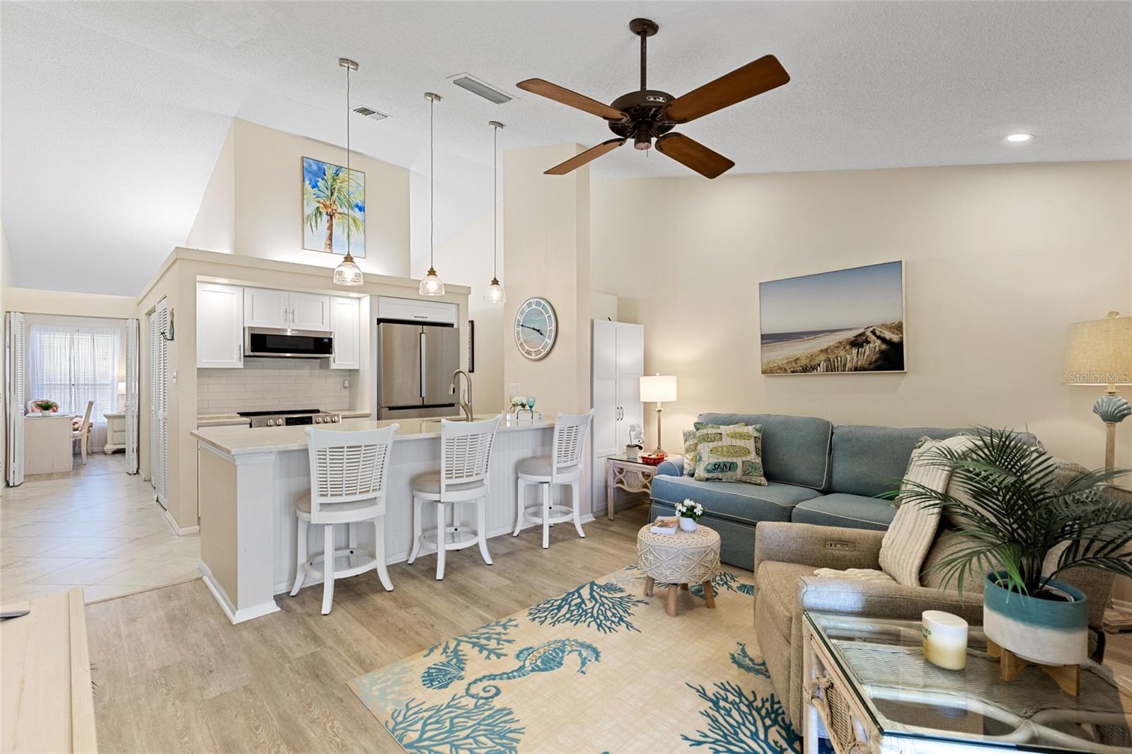 Image 17 of 66 For 1025 Capri Isles Boulevard 18