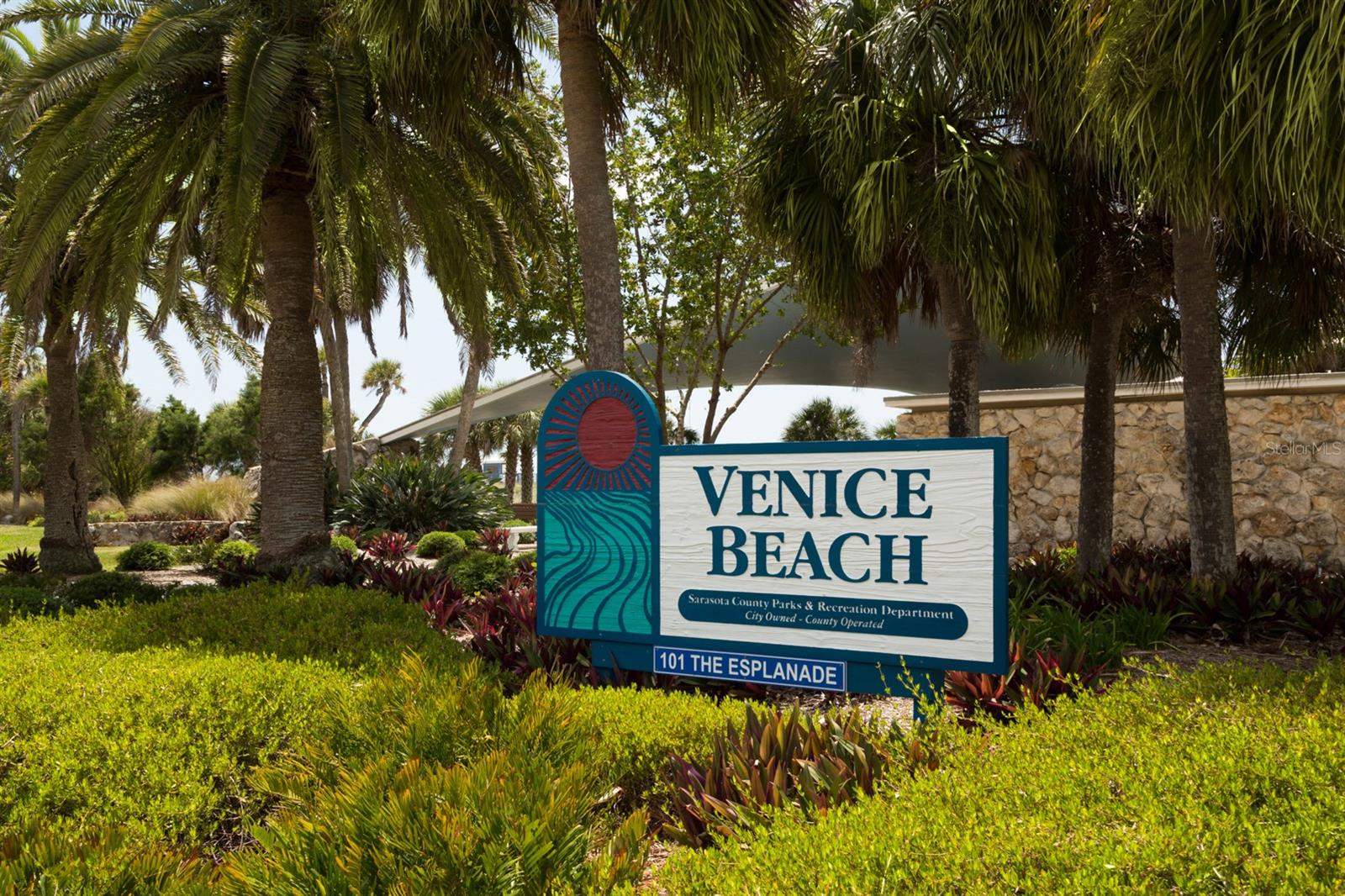 Image 46 of 66 For 1025 Capri Isles Boulevard 18