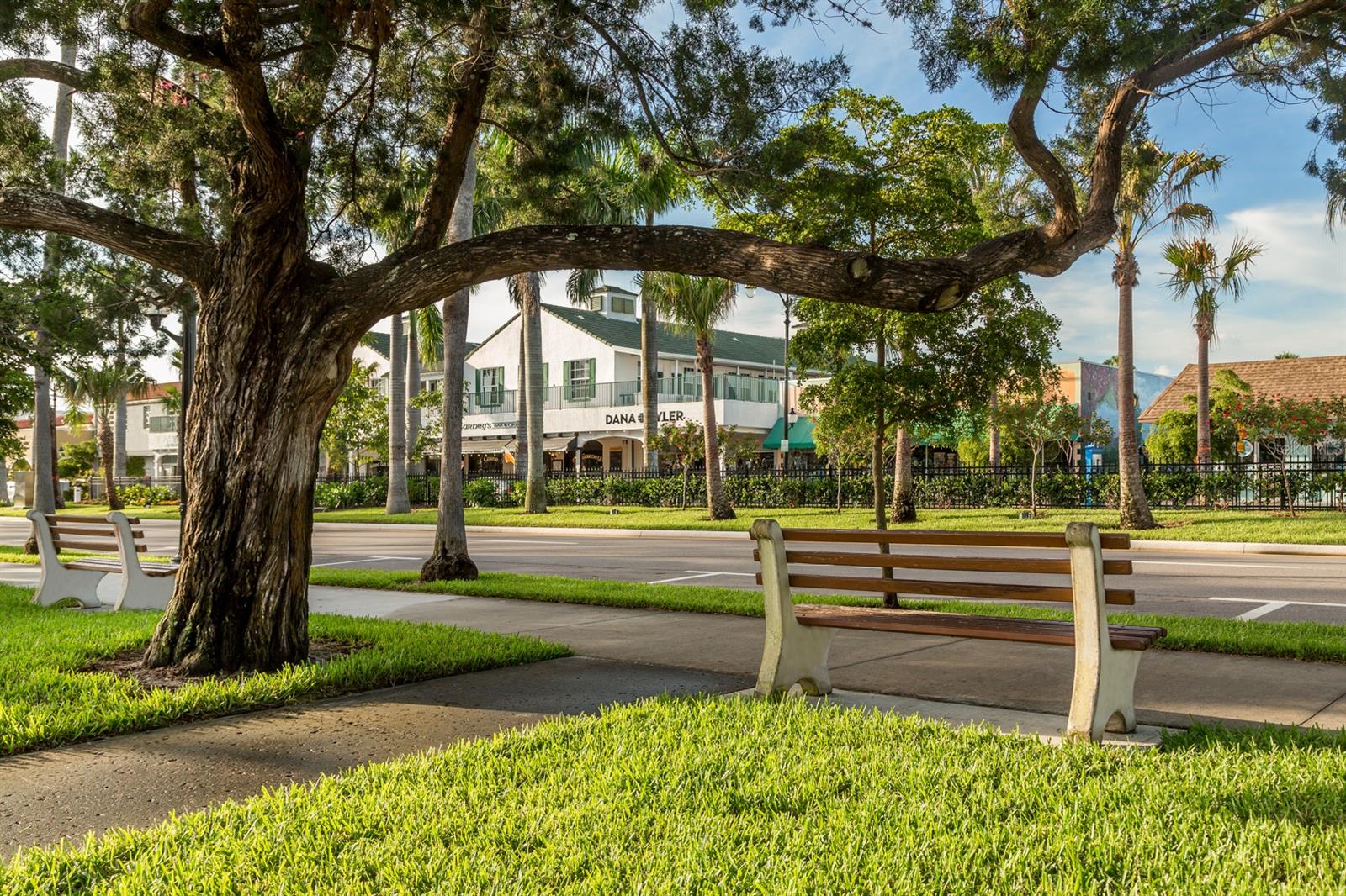 Image 56 of 66 For 1025 Capri Isles Boulevard 18