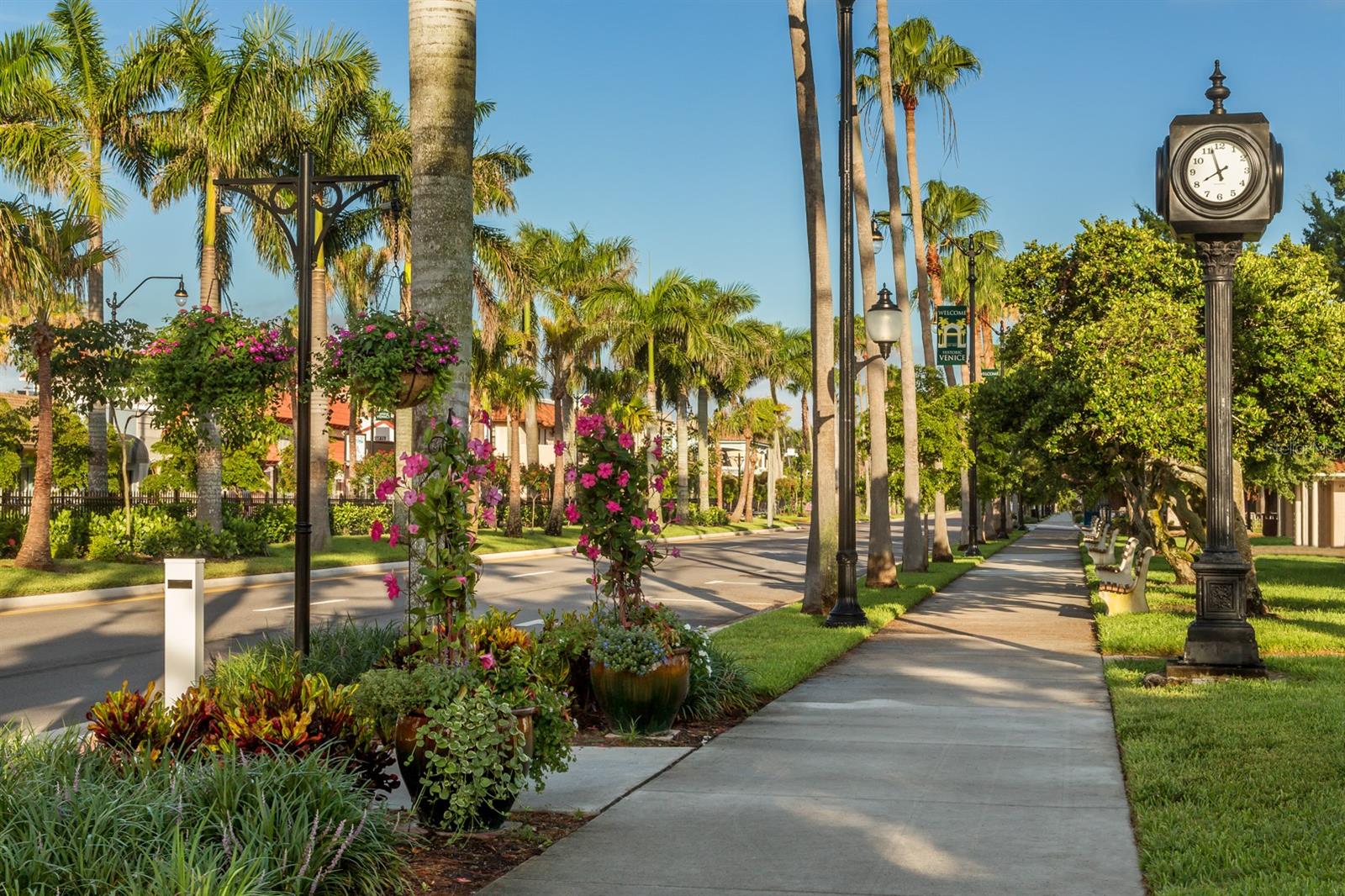 Image 57 of 66 For 1025 Capri Isles Boulevard 18