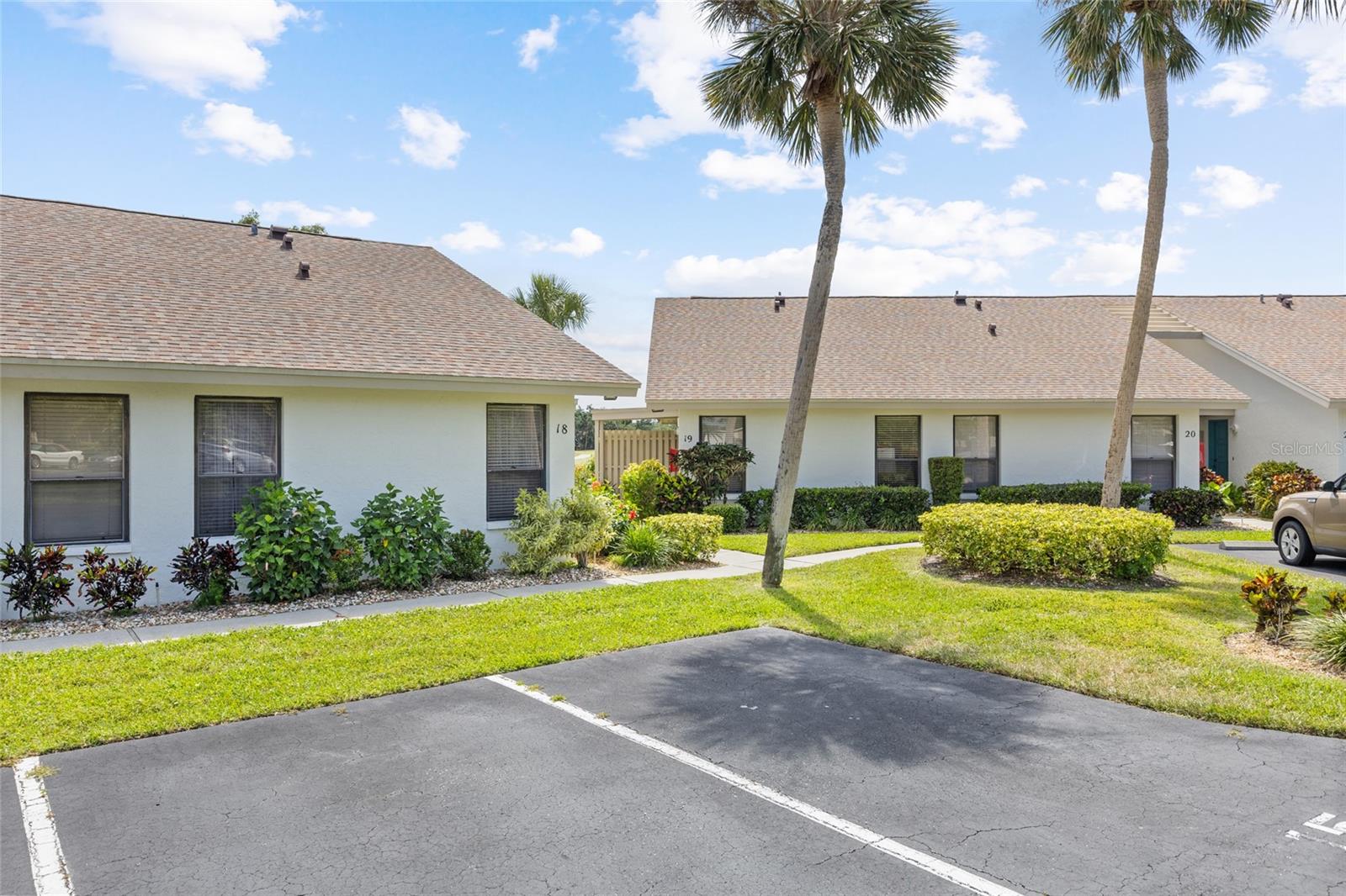 Image 7 of 66 For 1025 Capri Isles Boulevard 18