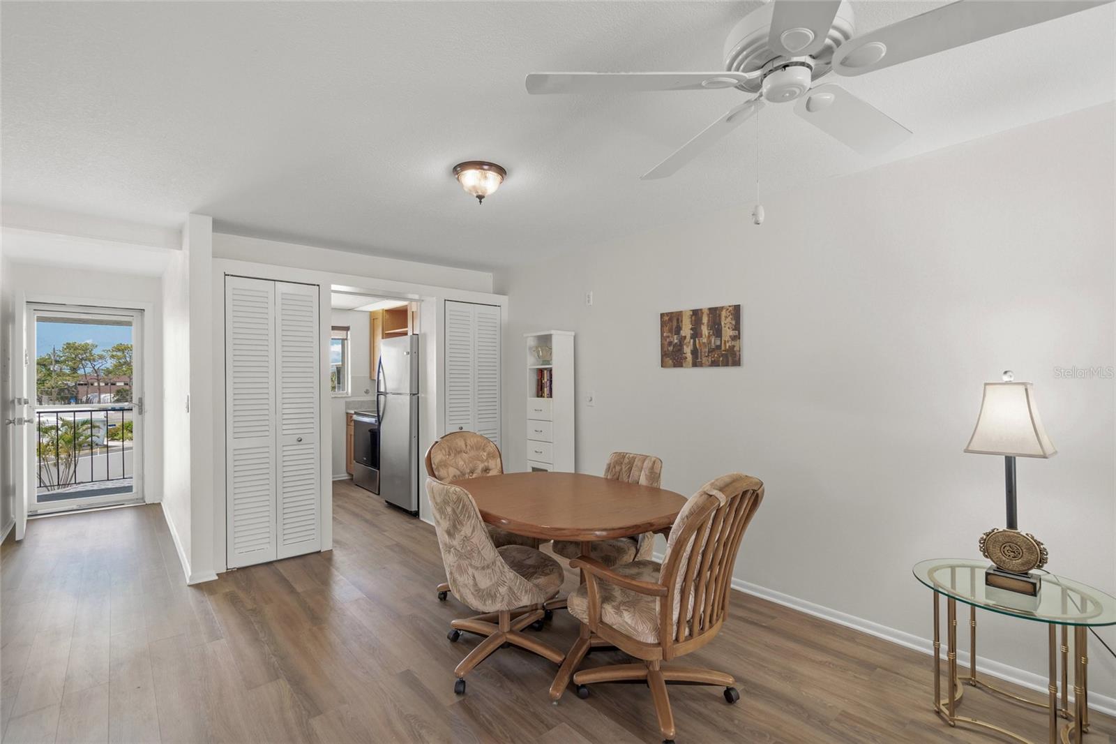 Image 3 of 38 For 708 Tamiami Trail S 319