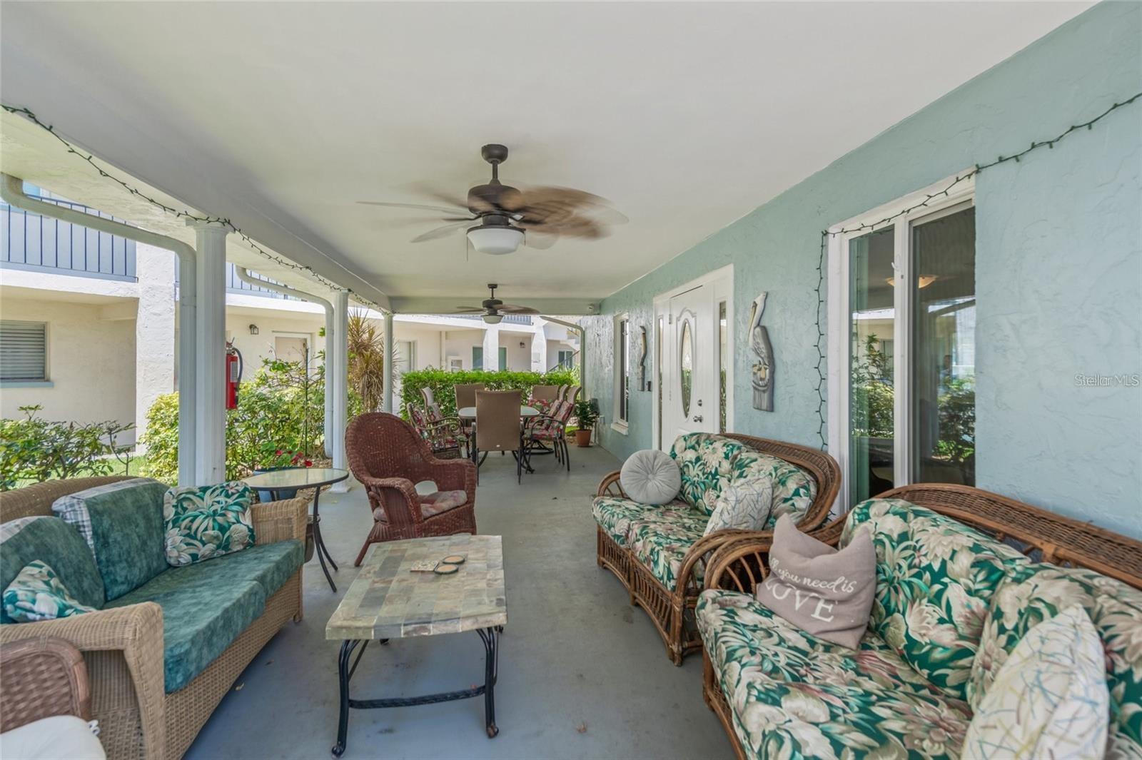 Image 33 of 38 For 708 Tamiami Trail S 319