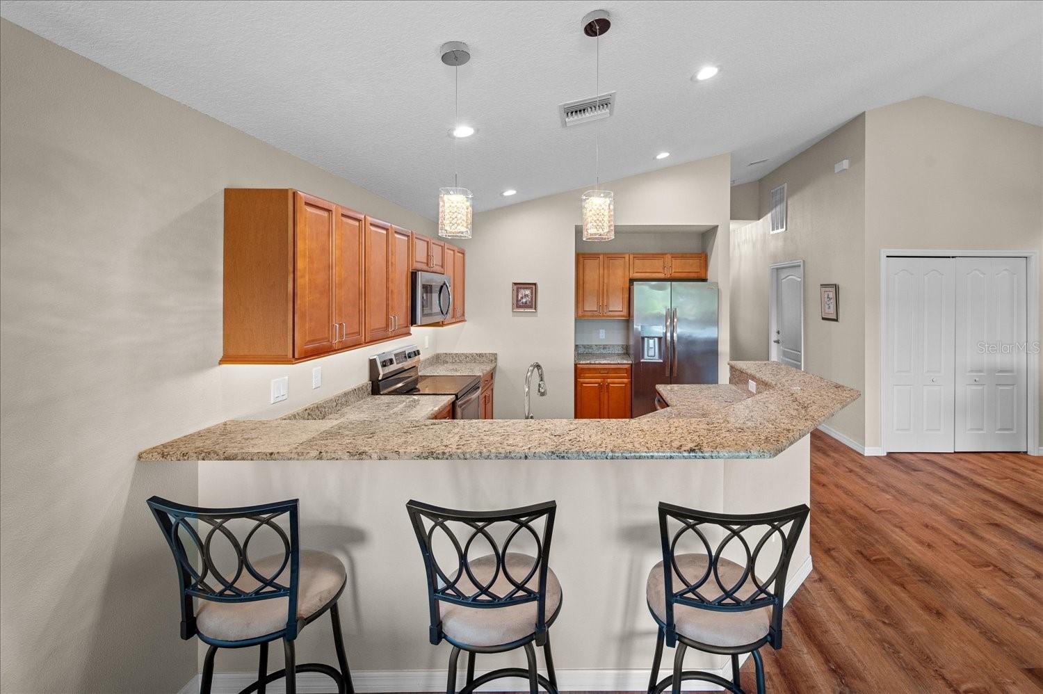Image 10 of 42 For 126 Woodside Drive