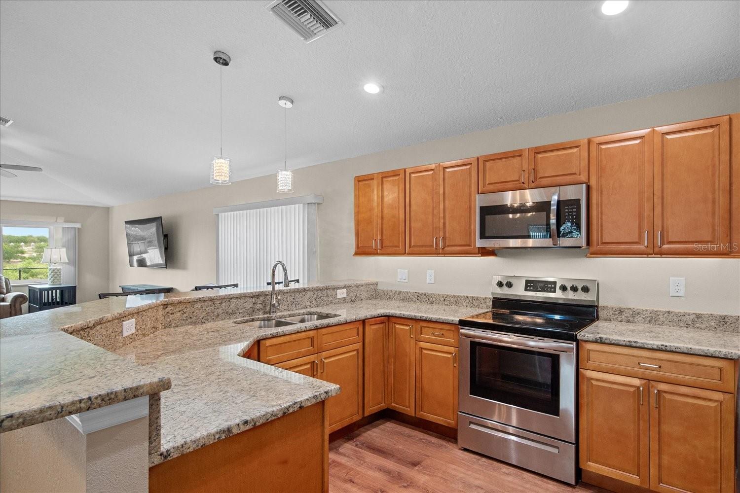 Image 11 of 42 For 126 Woodside Drive
