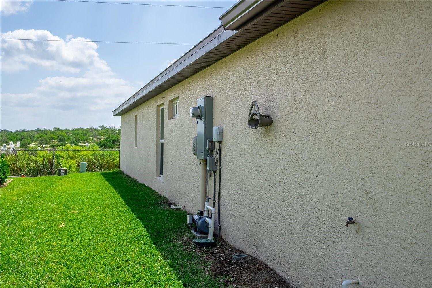 Image 37 of 42 For 126 Woodside Drive