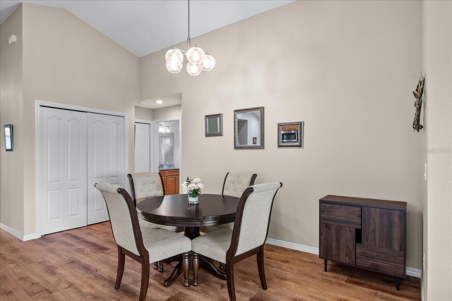 Image 6 of 42 For 126 Woodside Drive